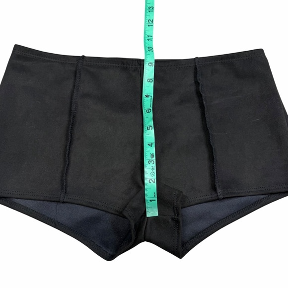 10/$25🦋 Cherry Mellow Black Faux Suede Mid Rise Hot Shorts - Size Large - Picture 9 of 10